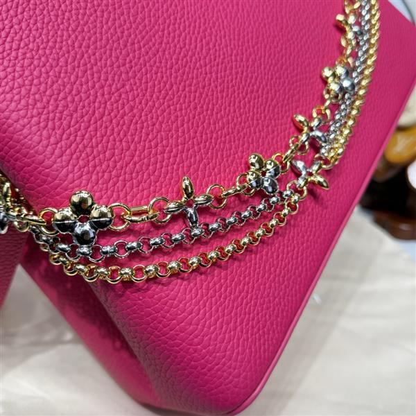 2026120164256343 270